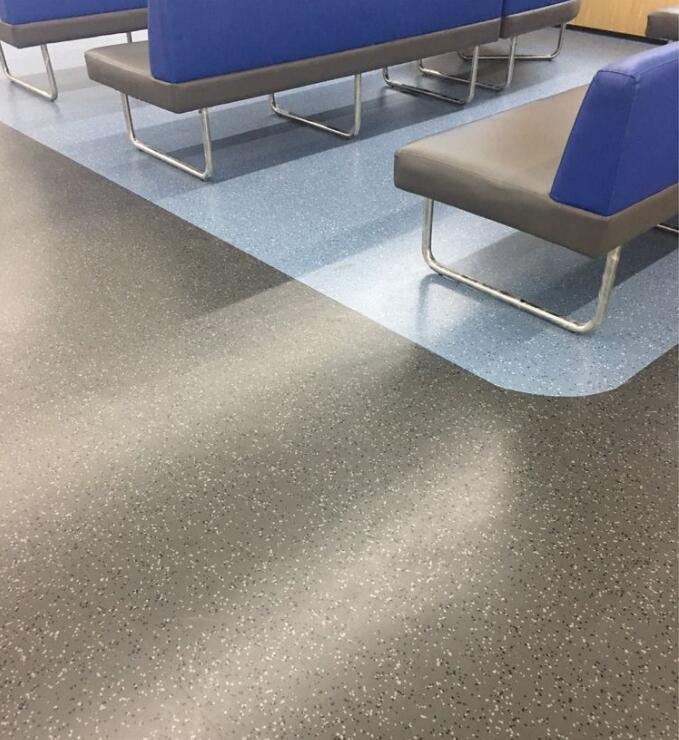 雙色花橡膠地板